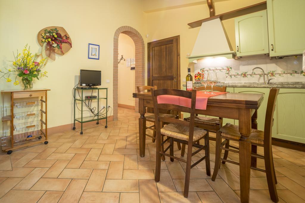 Agriturismo Il Poggetto San Gimignano Exterior photo